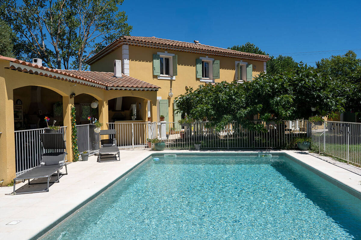 Maison à BOUC-BEL-AIR