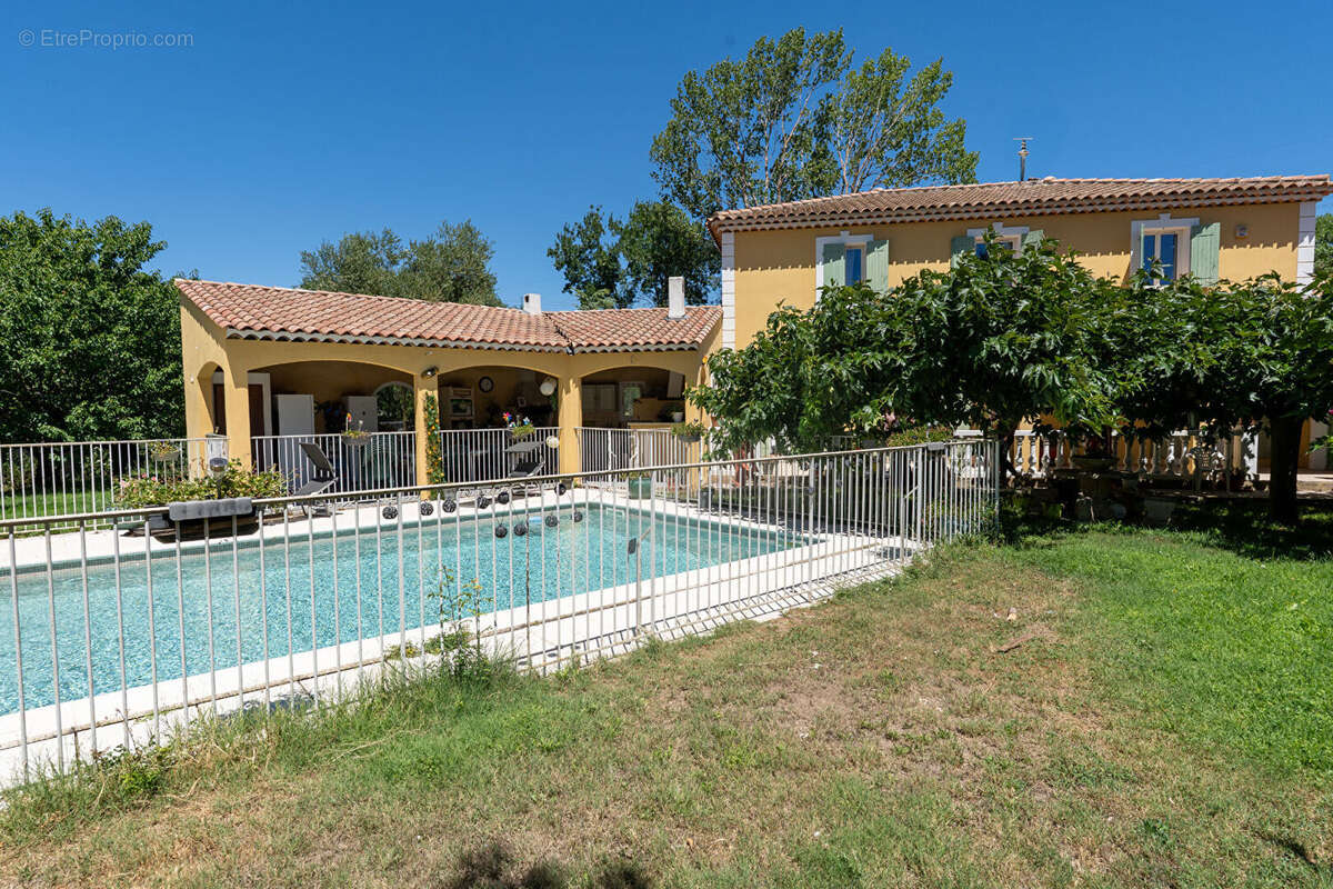 Maison à BOUC-BEL-AIR