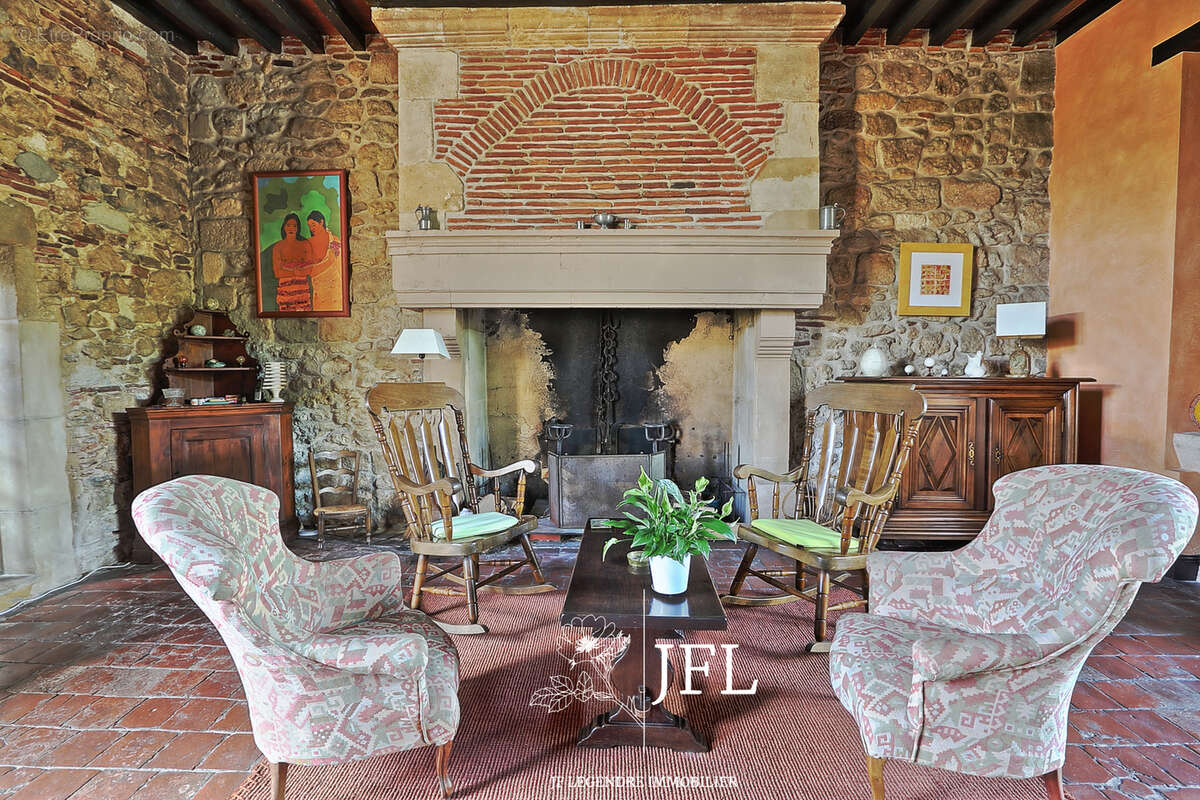 Maison à SAINT-JUSTIN