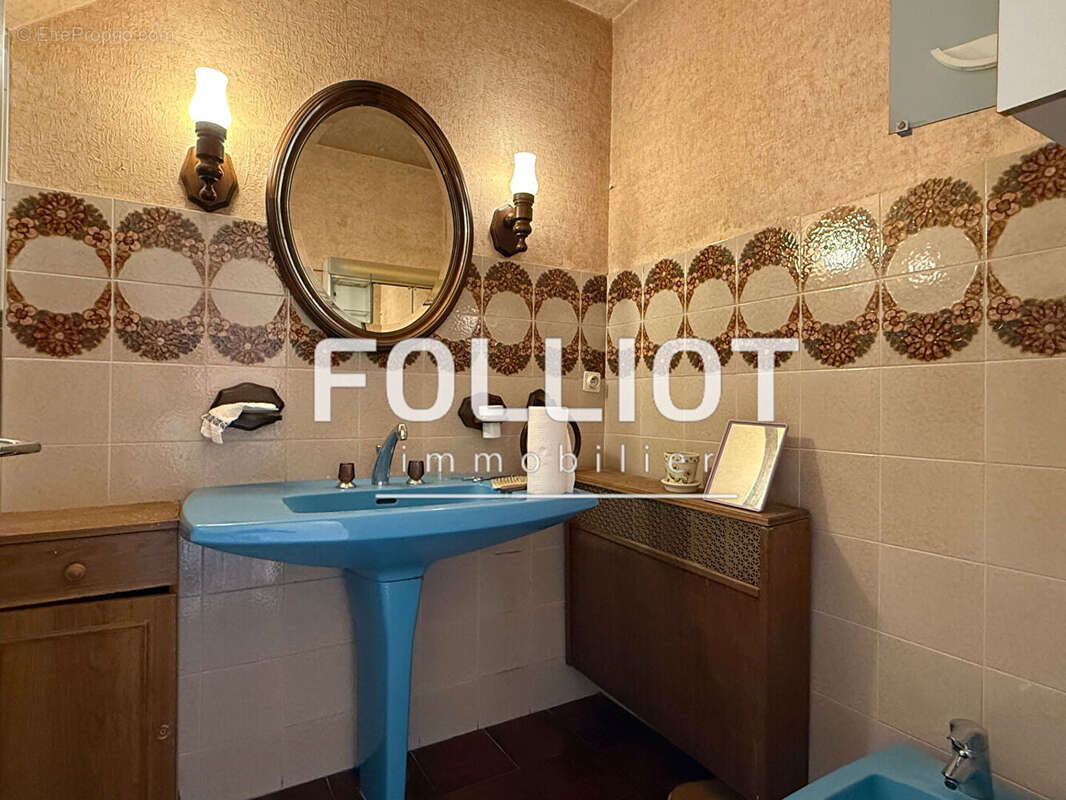 Maison à AGON-COUTAINVILLE