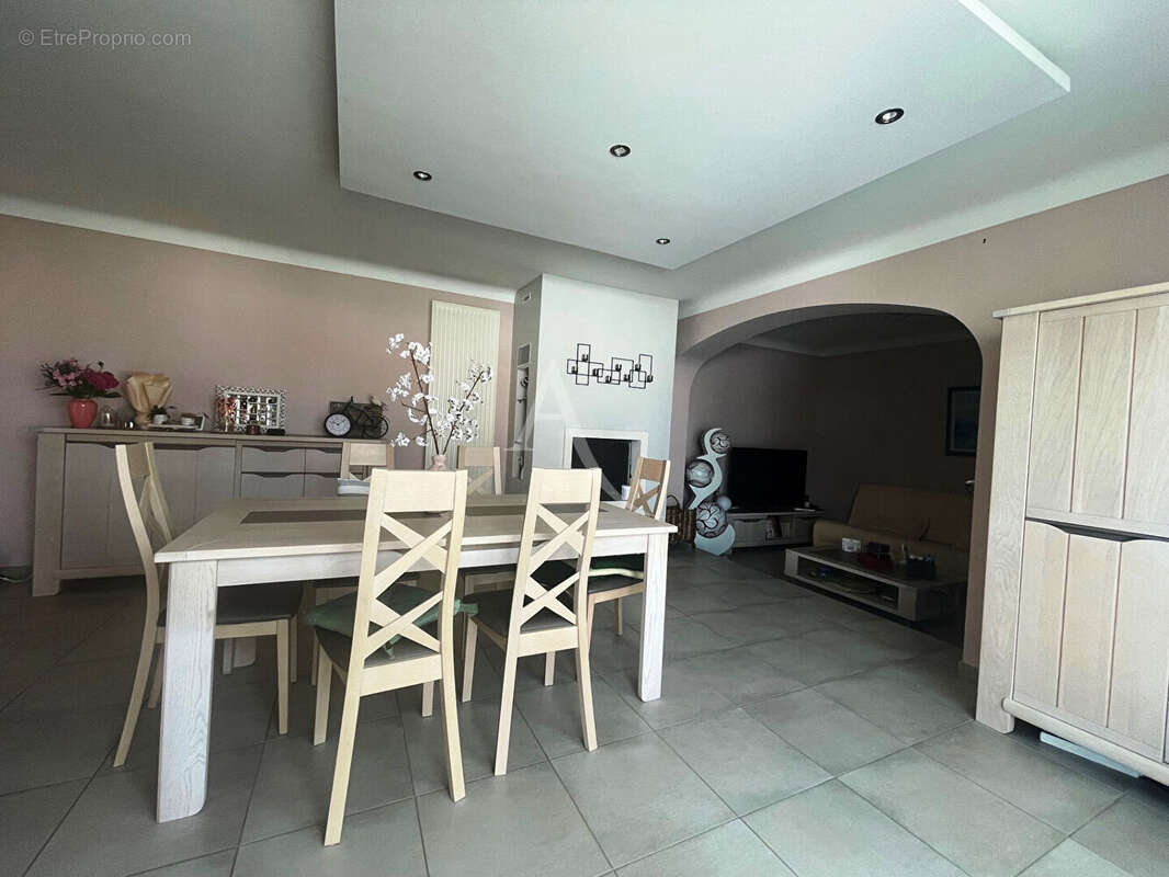 Maison à LE FENOUILLER