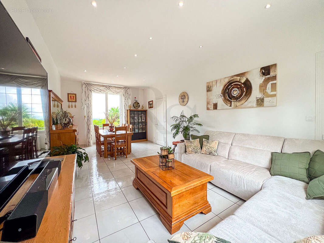 Maison à LA FERRIERE-AUX-ETANGS