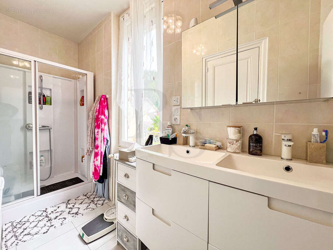 Maison à LA FERRIERE-AUX-ETANGS