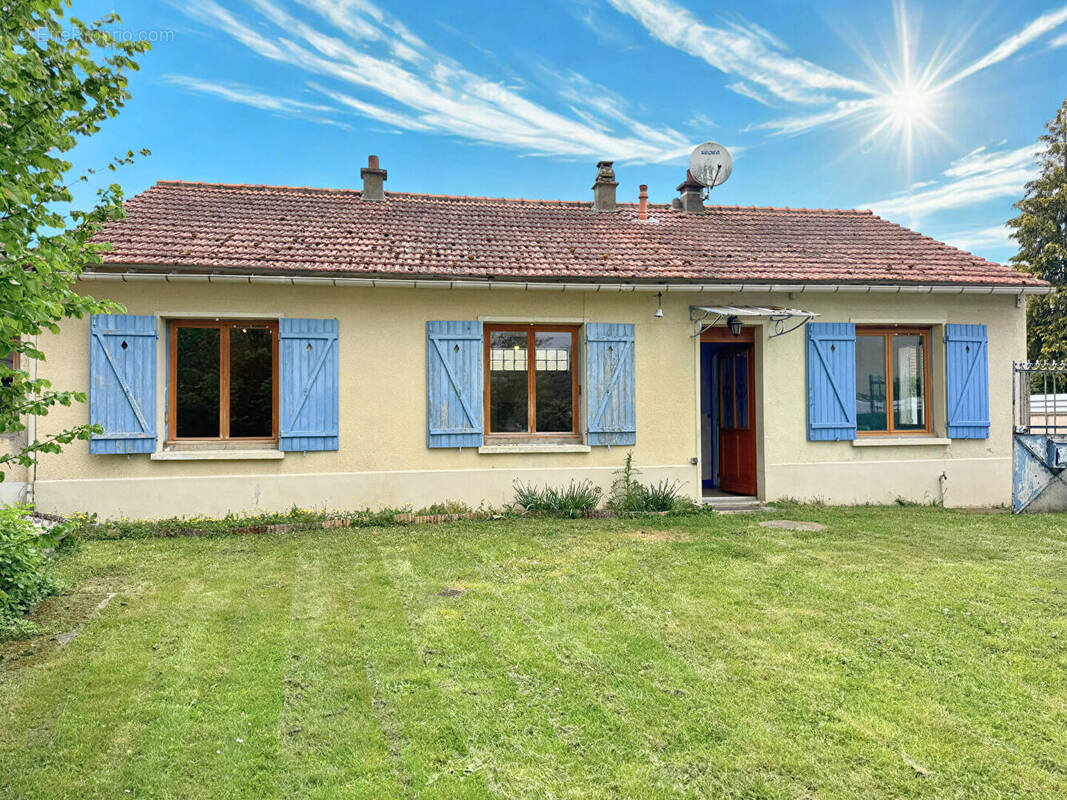 Maison à NOGENT-LE-ROI