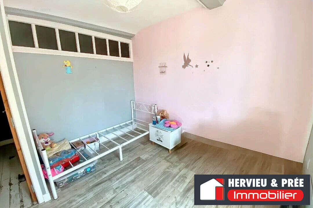 Maison à CRESSERONS