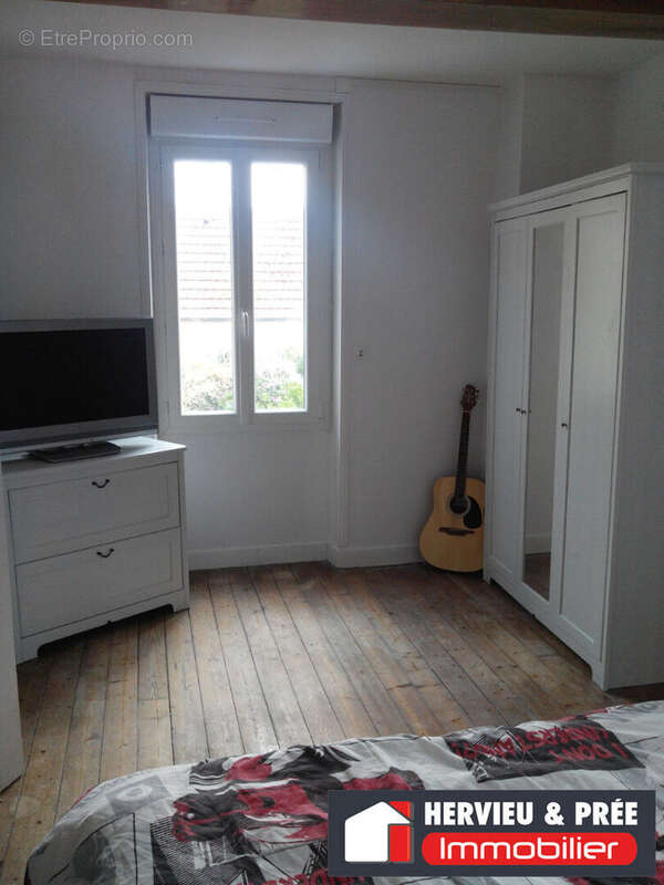 Maison à CRESSERONS