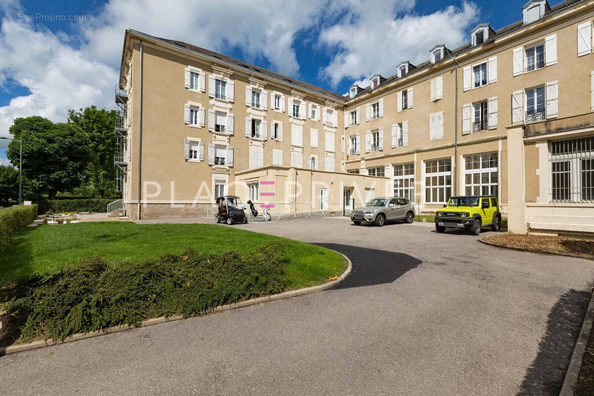 Appartement à VITTEL