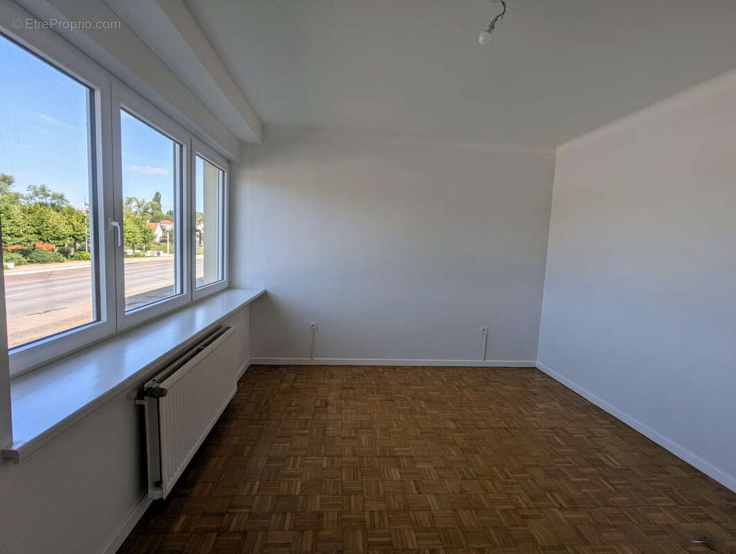 Maison à BOUZONVILLE