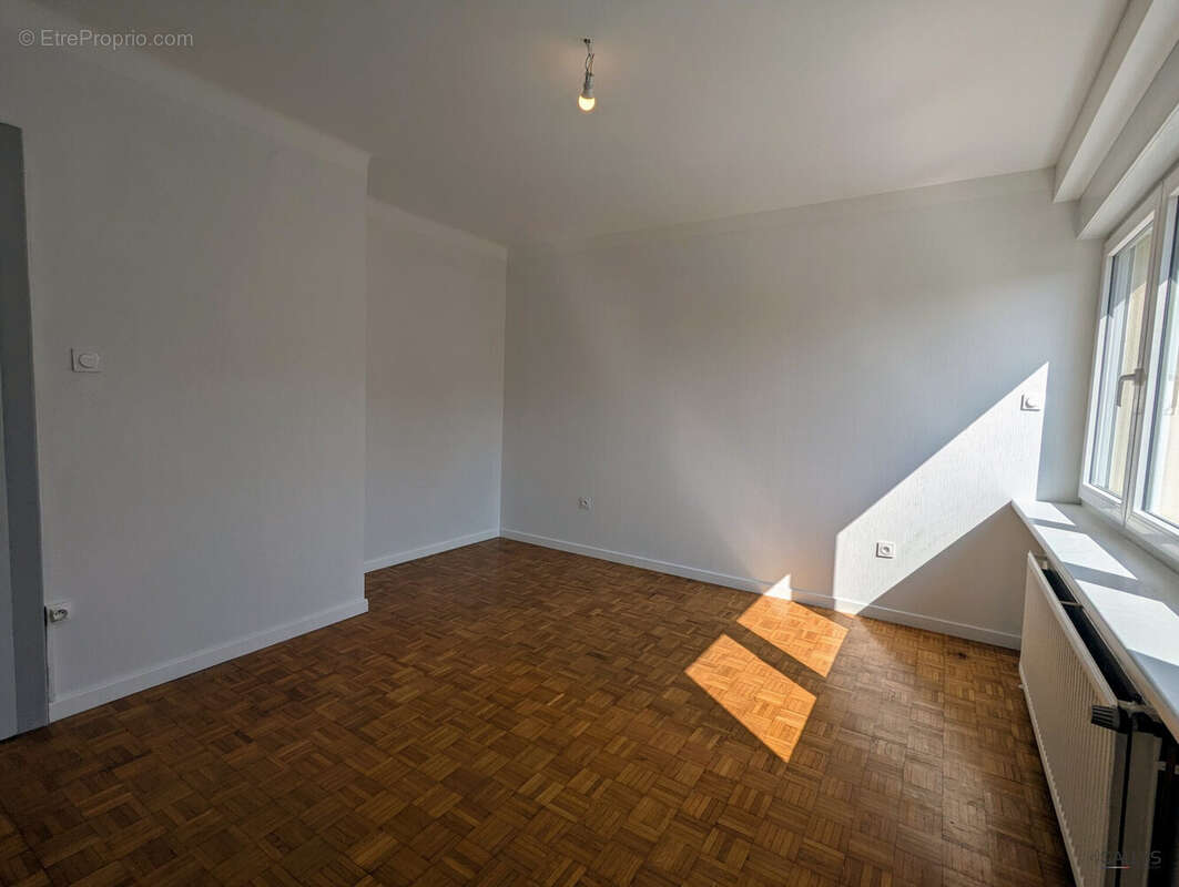 Maison à BOUZONVILLE