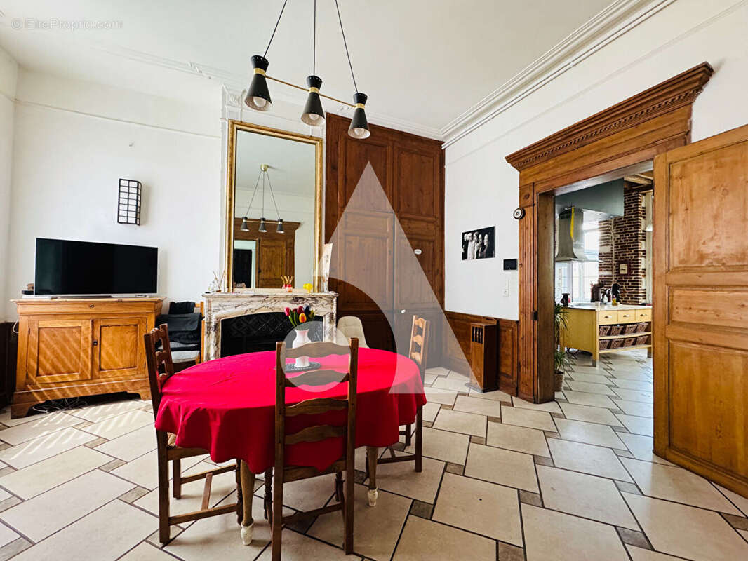 Maison à SAINT-HILAIRE-COTTES