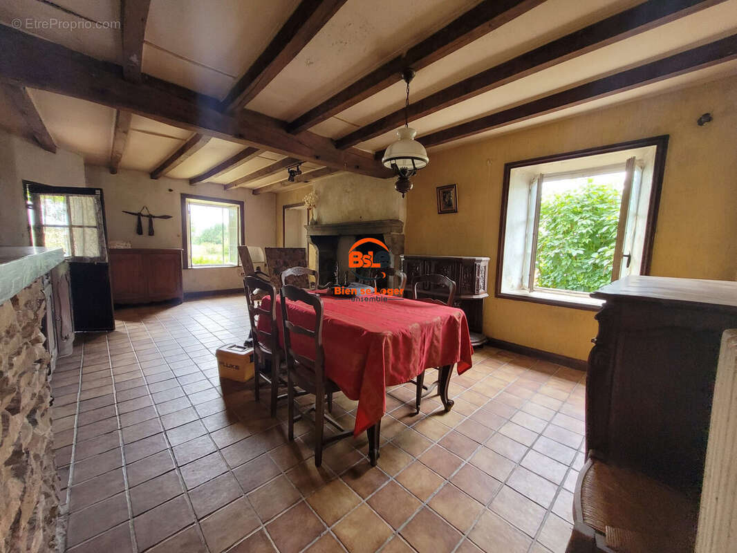 Maison à ESTANDEUIL