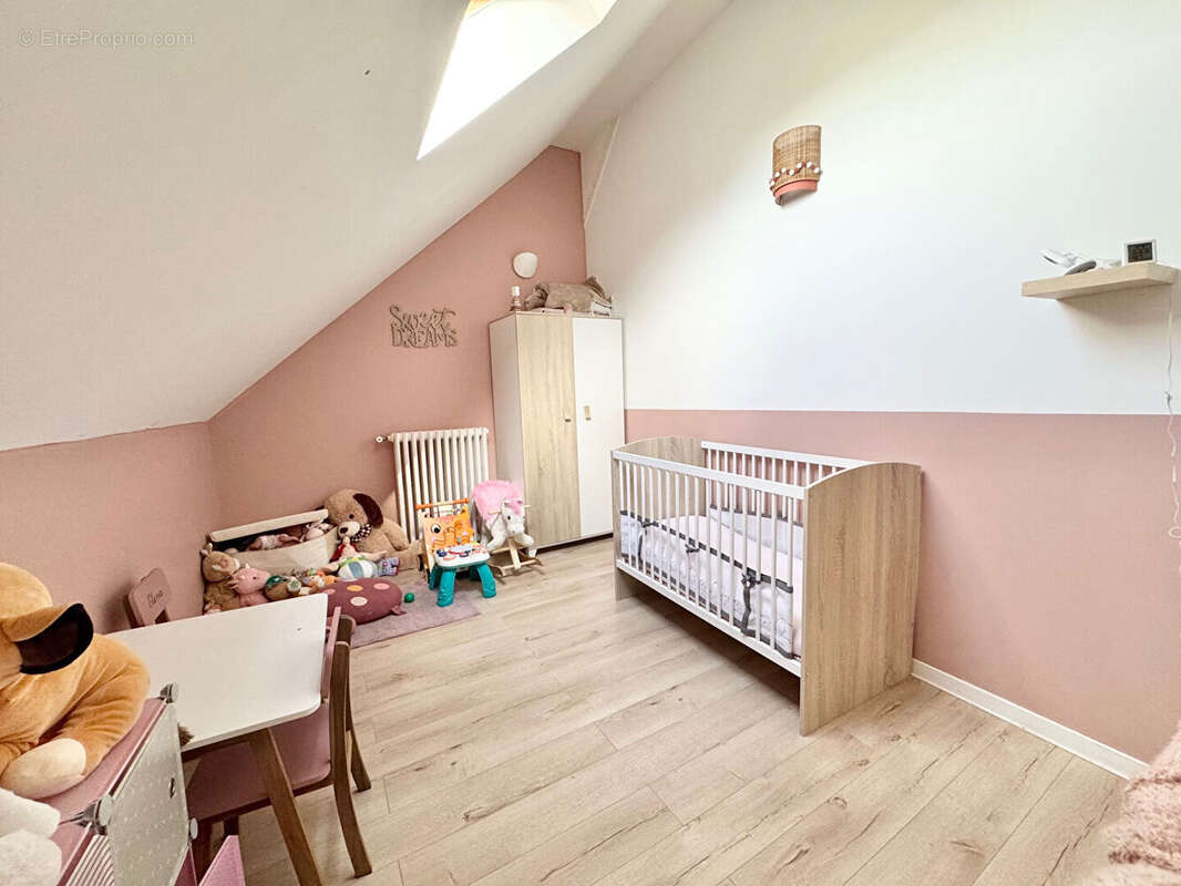 Maison à NEUILLY-EN-THELLE