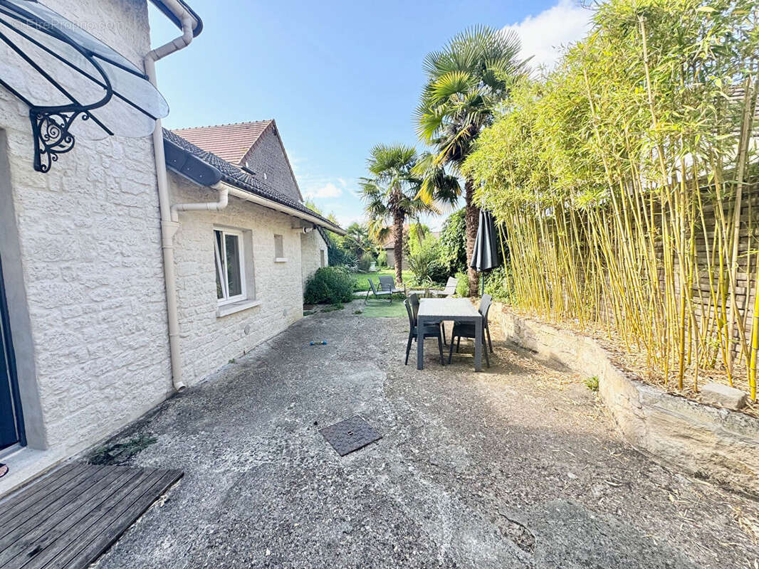 Maison à NEUILLY-EN-THELLE