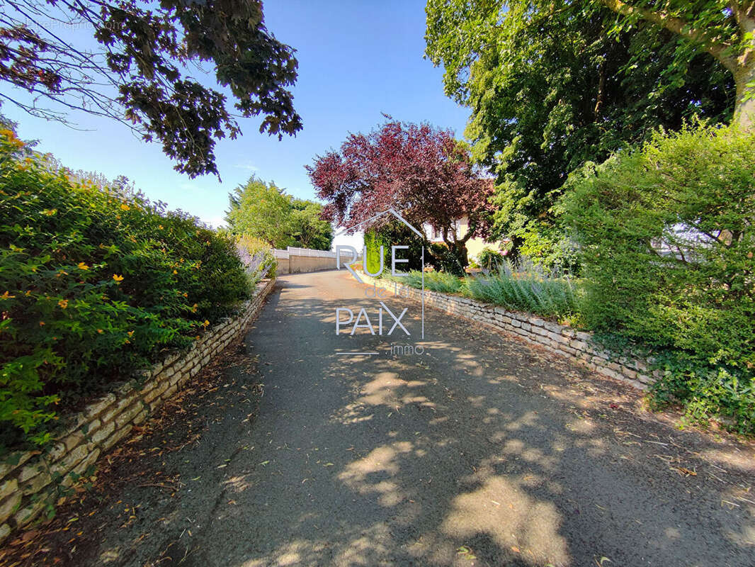 Maison à LA GRIMAUDIERE