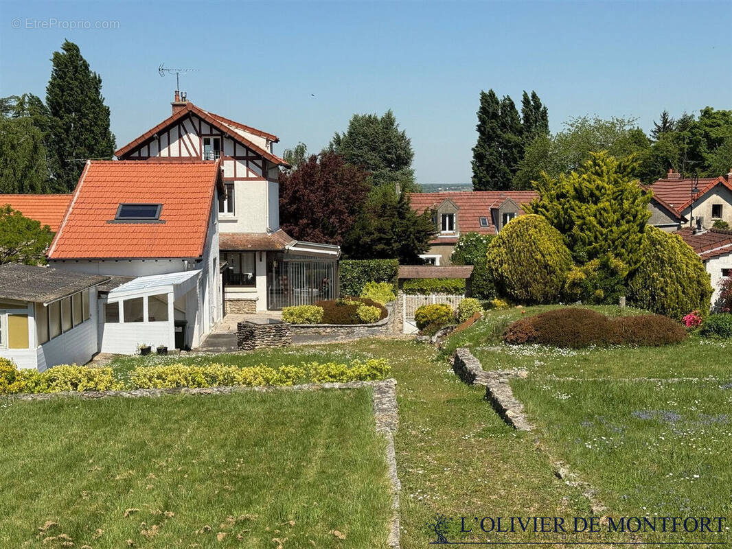 Maison à MONTFORT-L'AMAURY