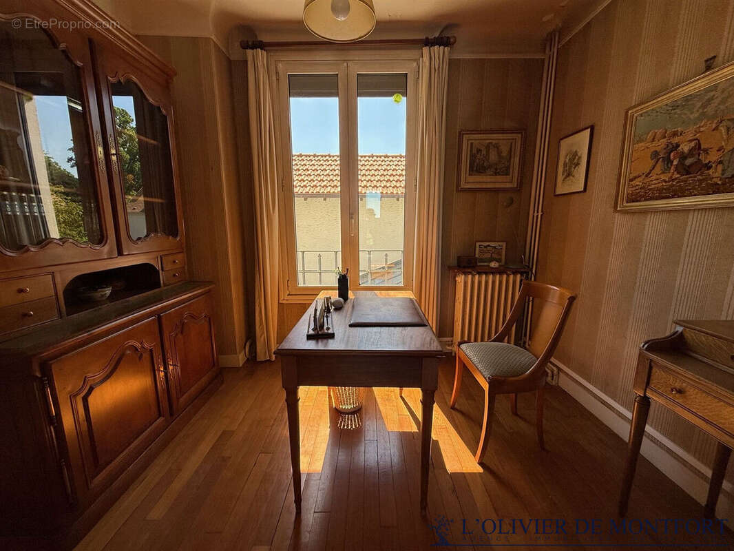 Maison à MONTFORT-L'AMAURY