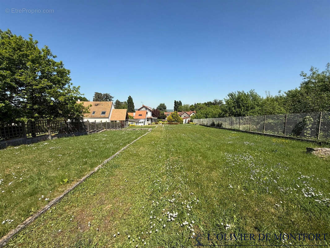 Maison à MONTFORT-L'AMAURY