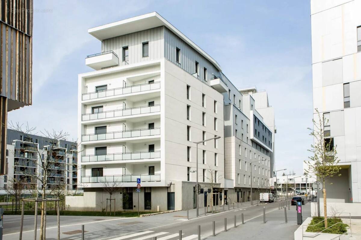 Appartement à COLOMBES