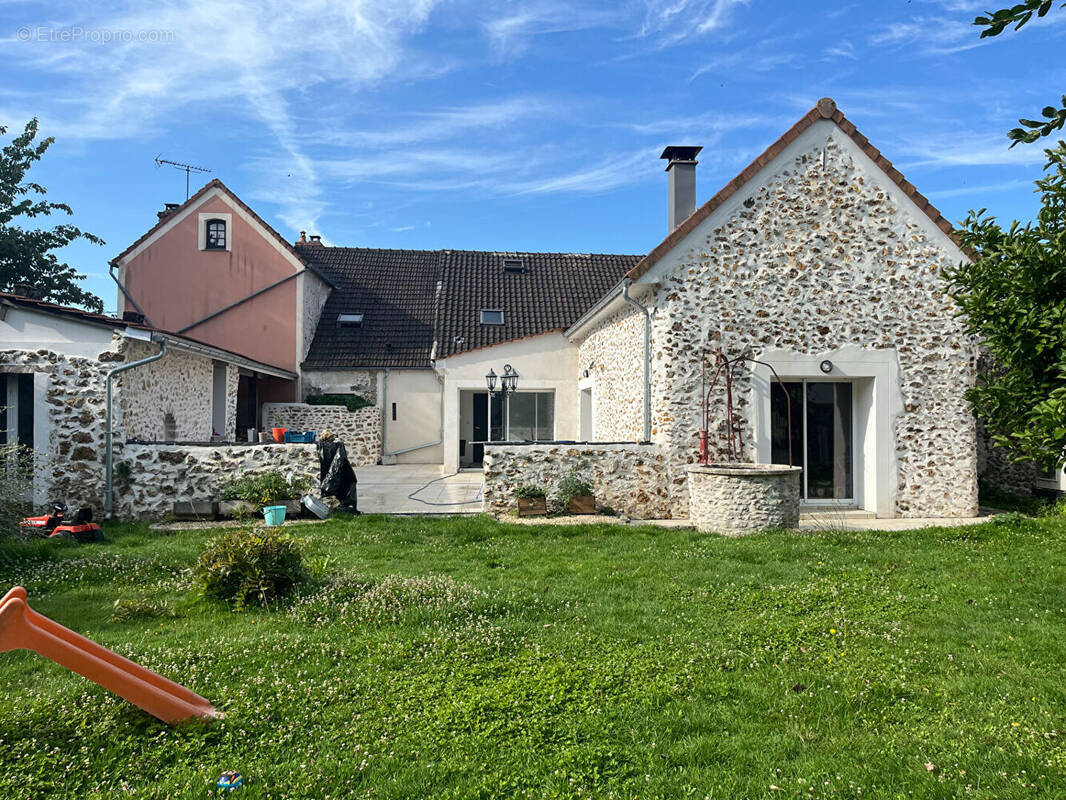 Maison à LA FERTE-SOUS-JOUARRE
