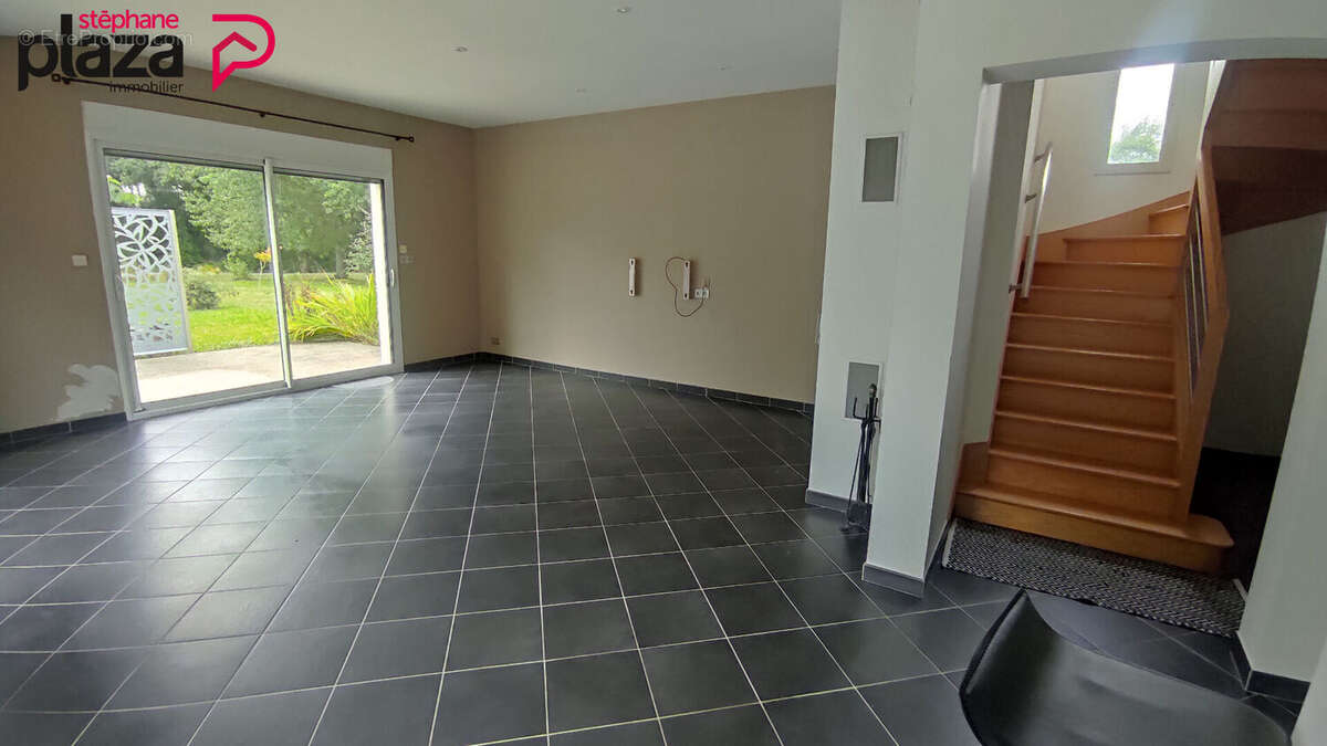 Maison à POULDREUZIC