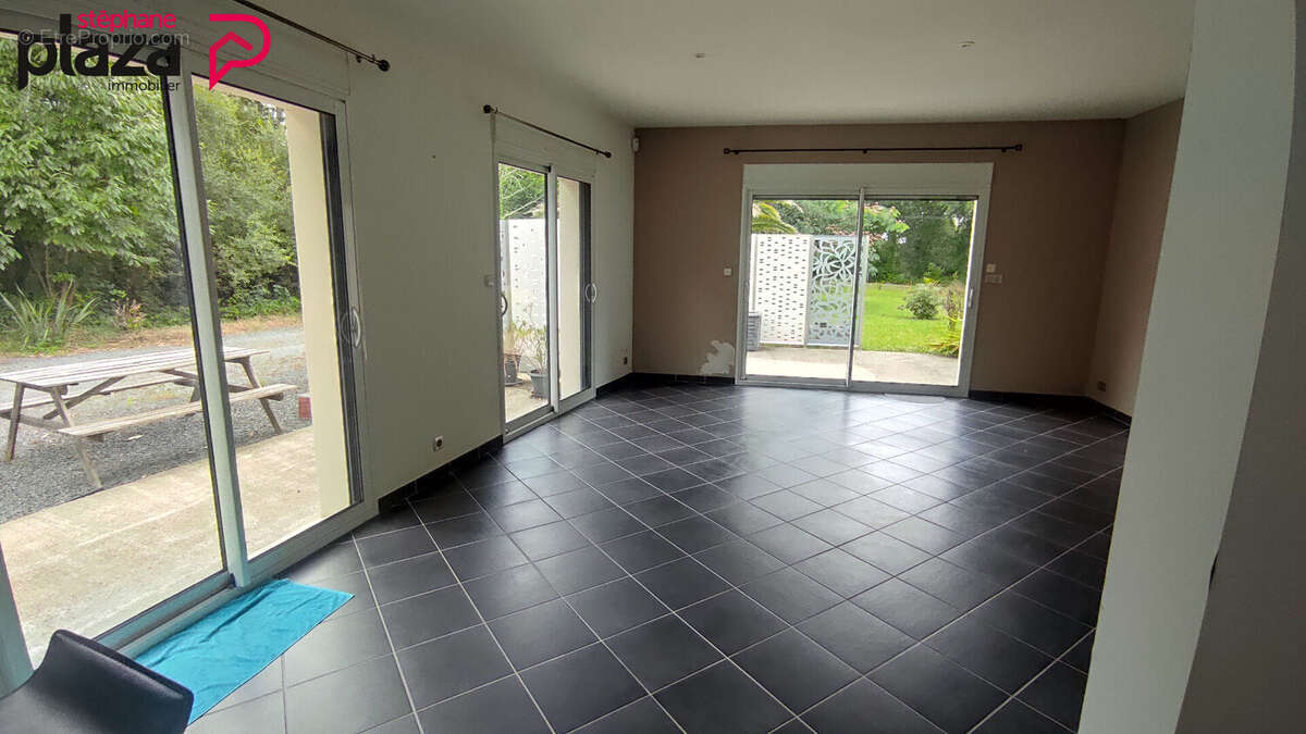 Maison à POULDREUZIC