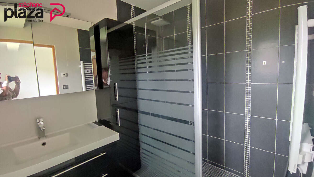 Maison à POULDREUZIC