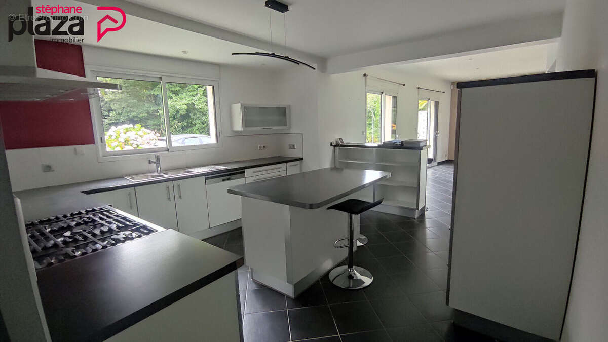 Maison à POULDREUZIC