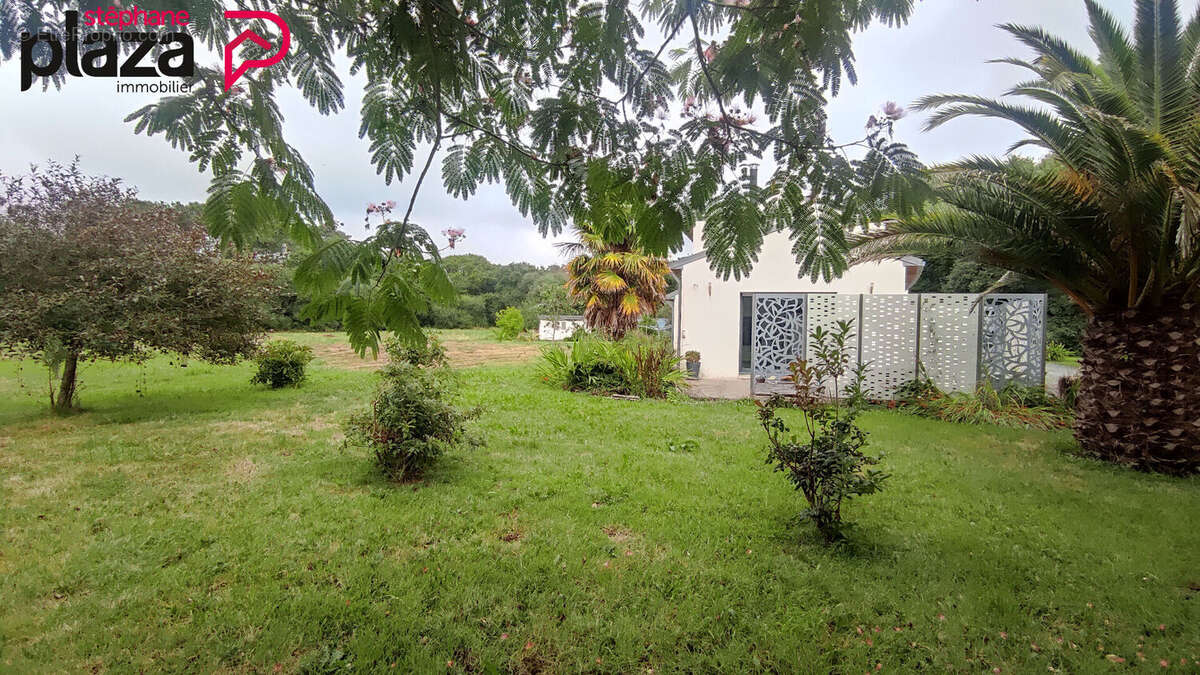 Maison à POULDREUZIC