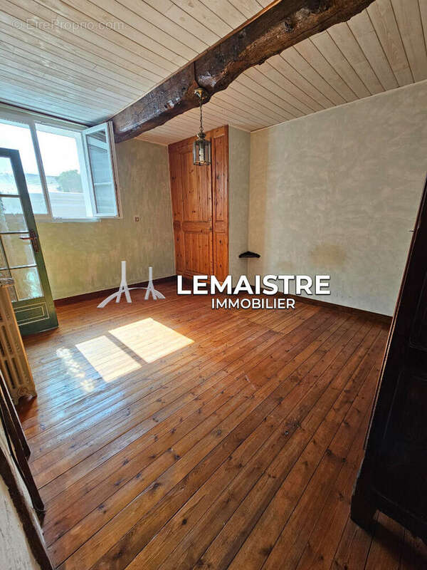 Maison à MONTIVILLIERS