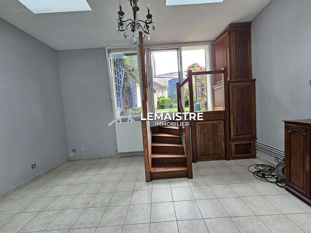 Maison à MONTIVILLIERS