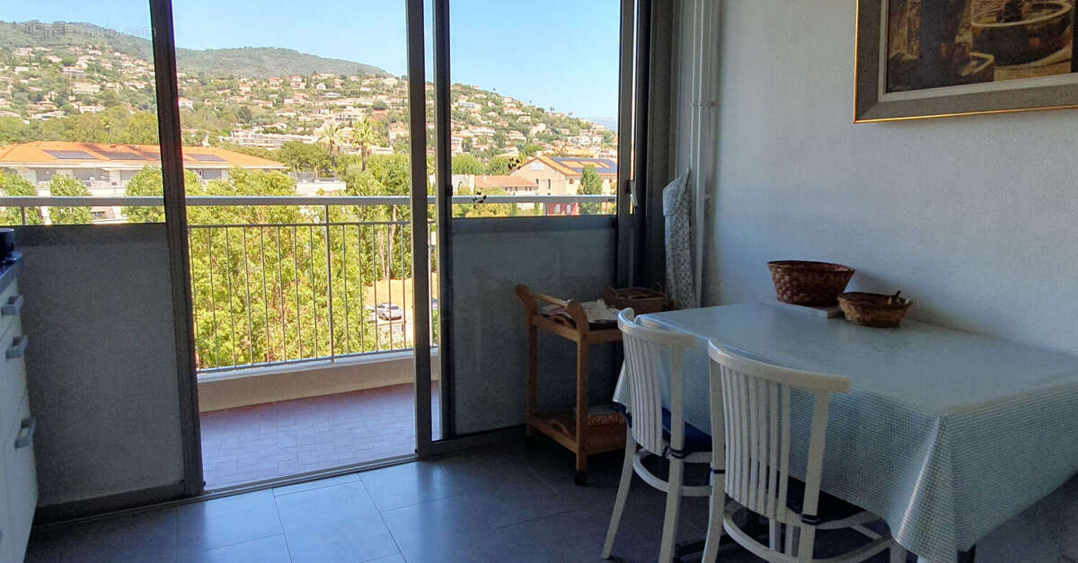 Appartement à MANDELIEU-LA-NAPOULE