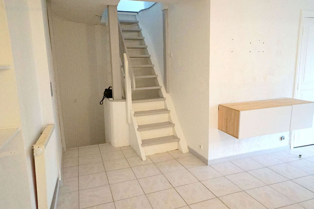 Appartement à MEZY-SUR-SEINE