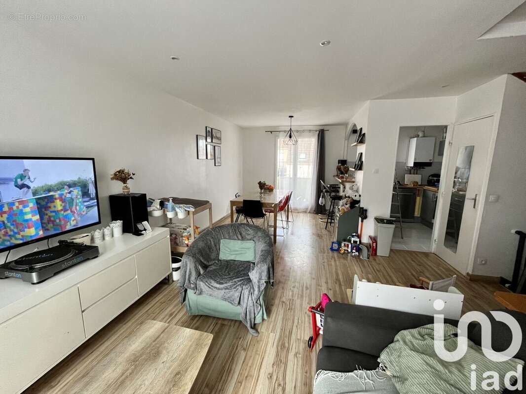 Photo 3 - Maison à LA VILLE-DU-BOIS