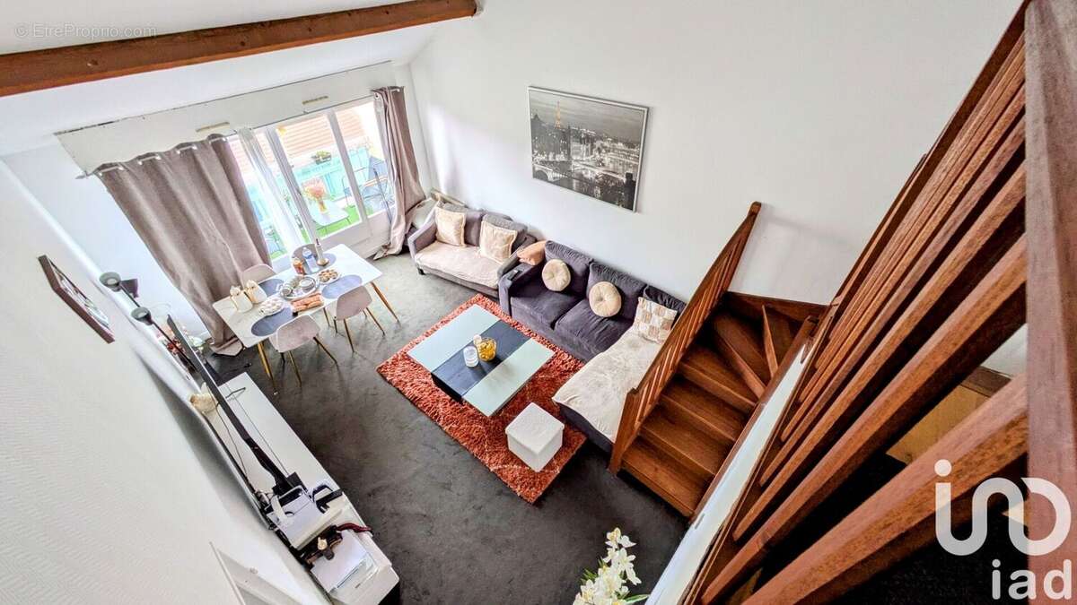 Photo 3 - Appartement à LIVRY-GARGAN