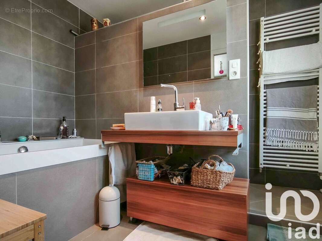 Photo 8 - Maison à ENTRAYGUES-SUR-TRUYERE