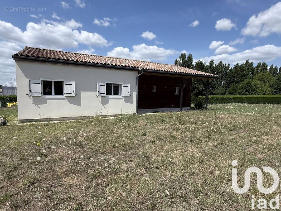 Photo 1 - Maison à GUITINIERES