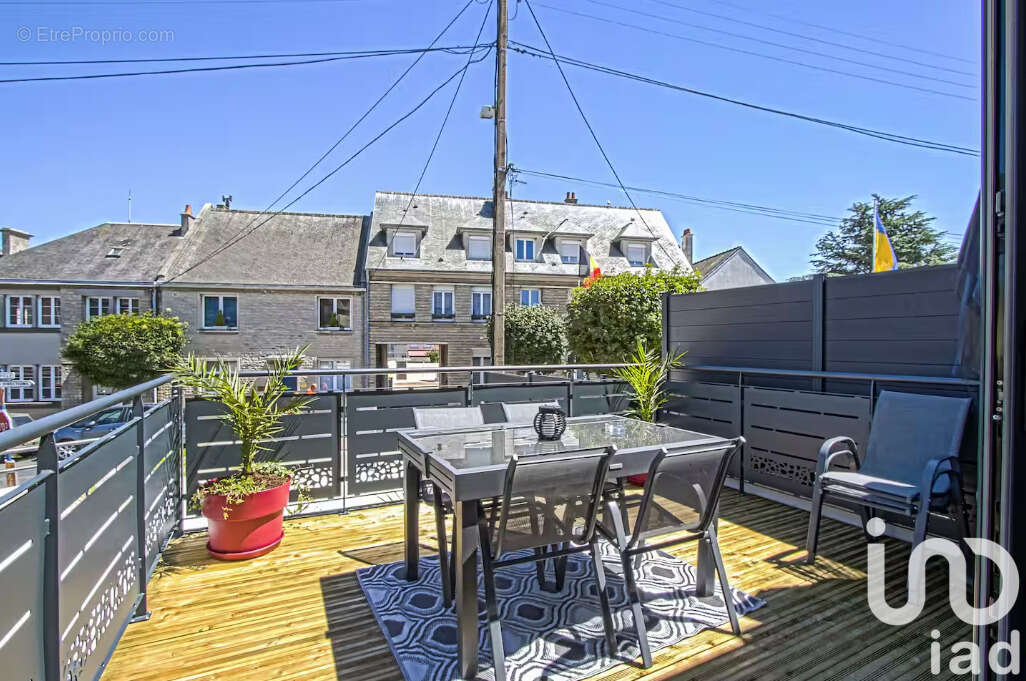 Photo 8 - Maison à PORT-EN-BESSIN-HUPPAIN