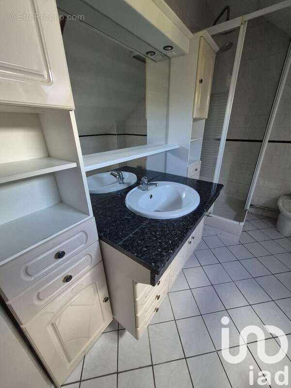 Photo 8 - Maison à MONTLUCON