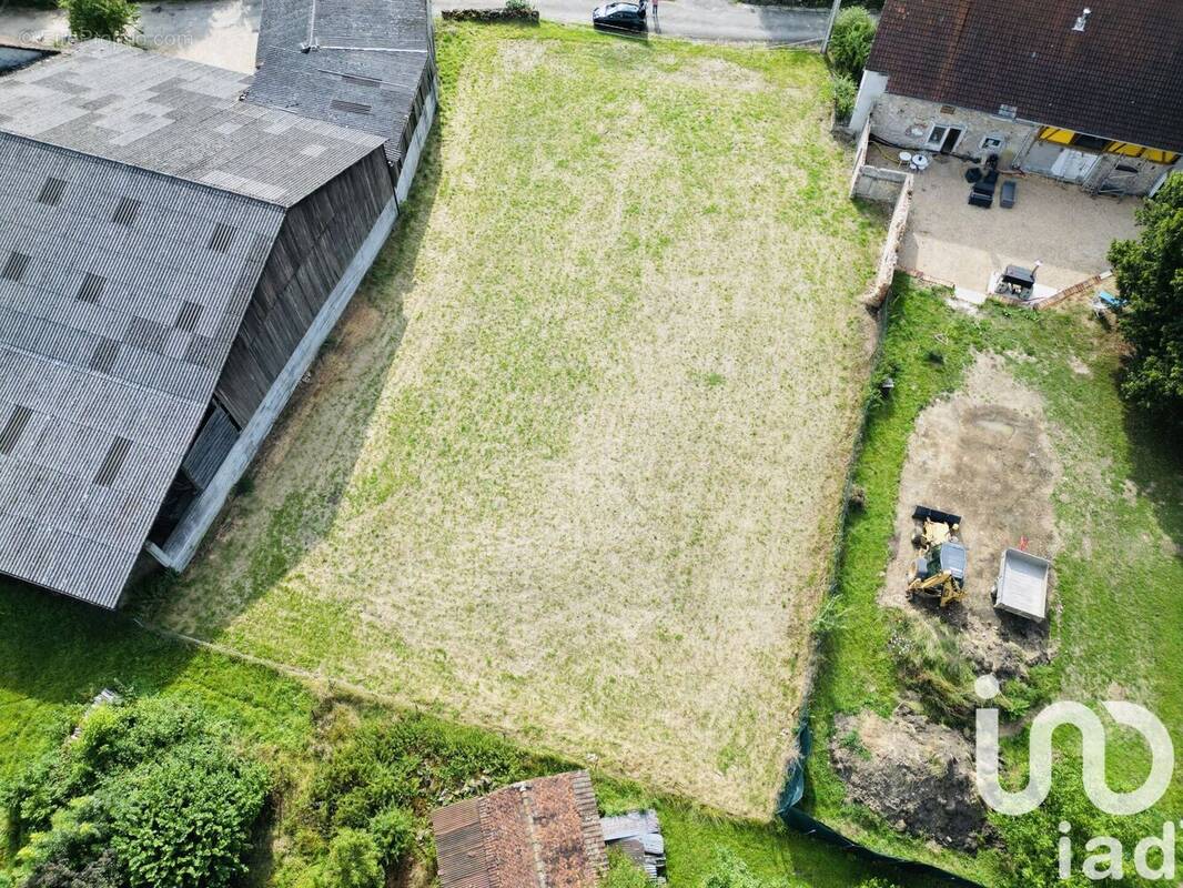 Photo 1 - Terrain à COURTAVON