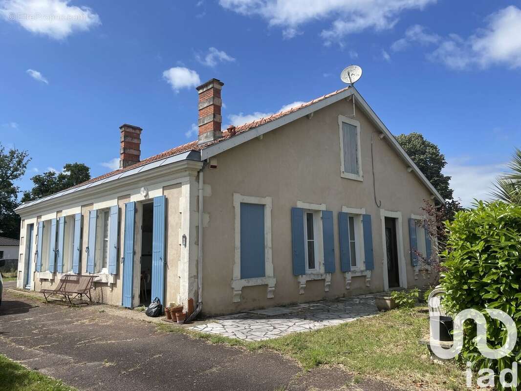 Photo 2 - Maison à LES MATHES