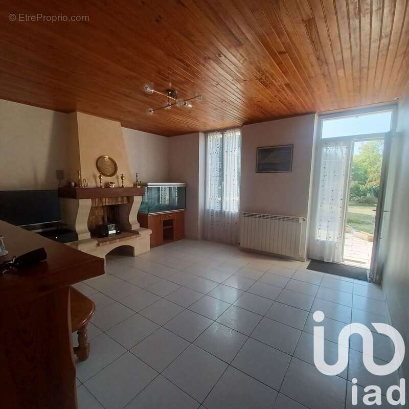 Photo 8 - Maison à REIGNAC