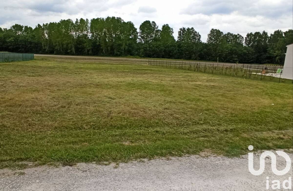 Photo 1 - Terrain à SAINT-MEDARD