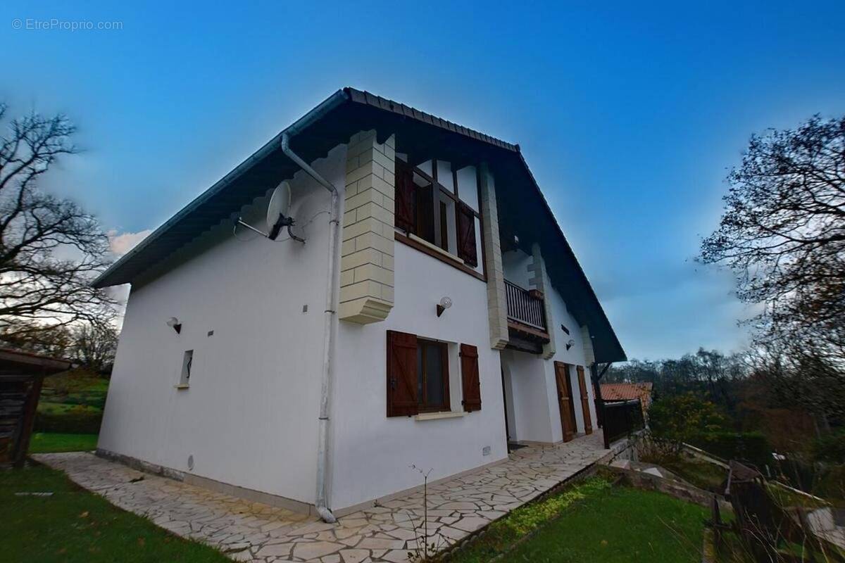 Photo 1 - Maison à LAHONCE