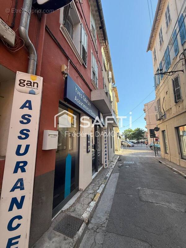 Photo 1 - Commerce à LA SEYNE-SUR-MER