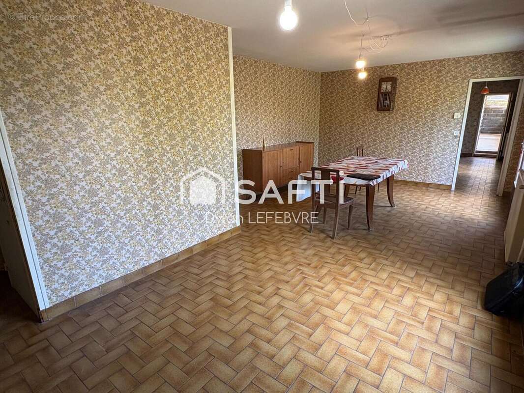 Photo 2 - Maison à CHATELLERAULT