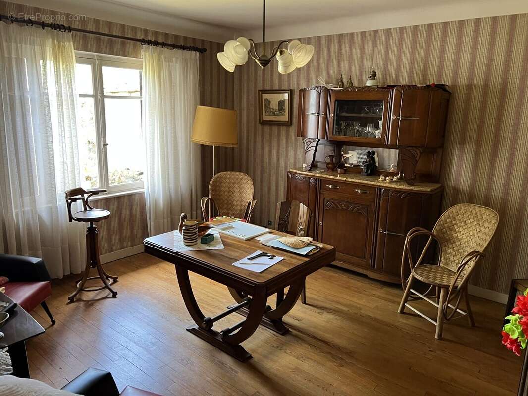 Maison à CASTELSAGRAT
