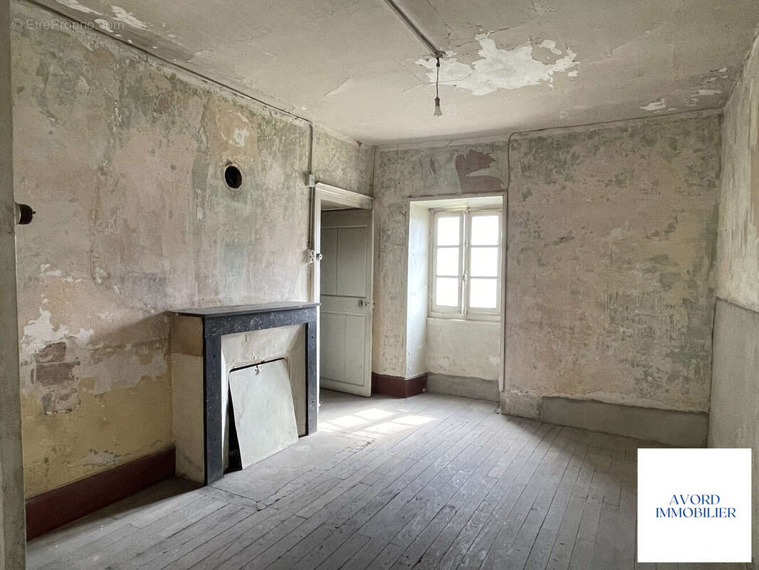 Maison à VILLEQUIERS