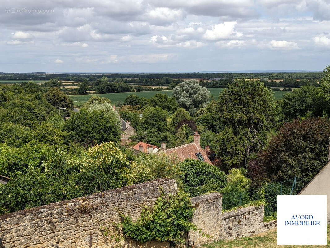 Maison à VILLEQUIERS