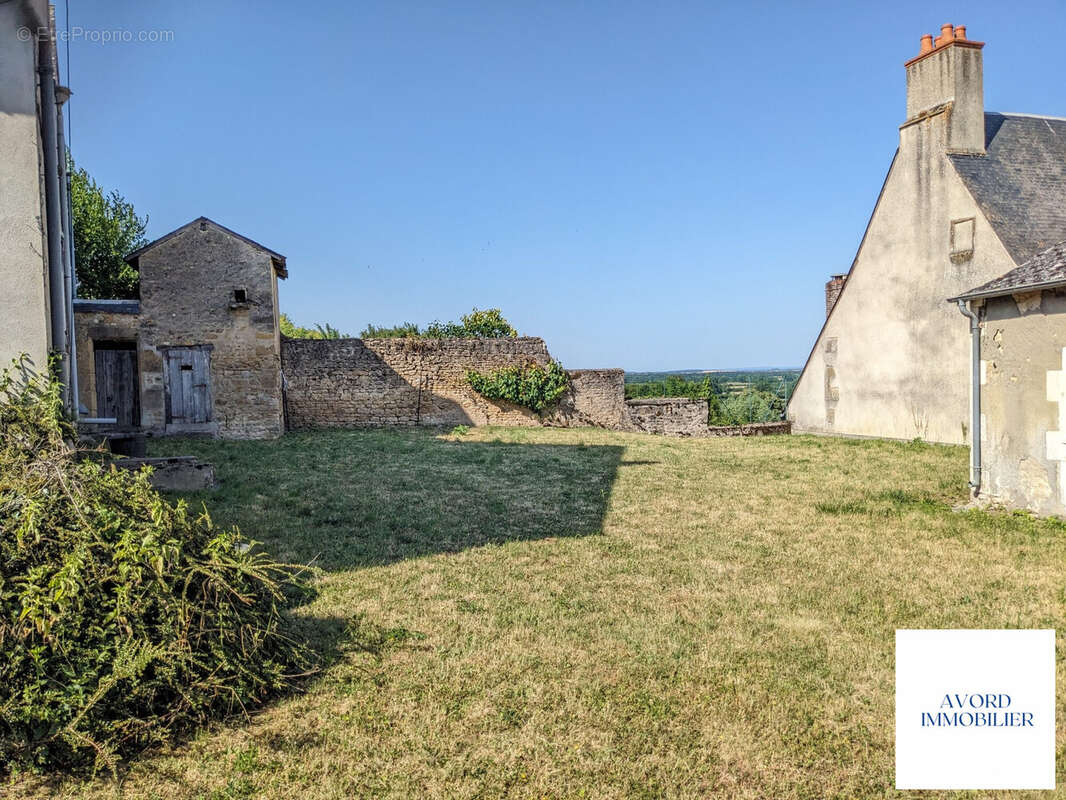 Maison à VILLEQUIERS