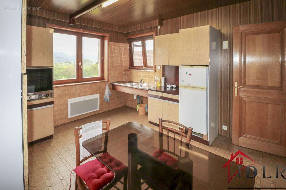 Maison à BROUVELIEURES